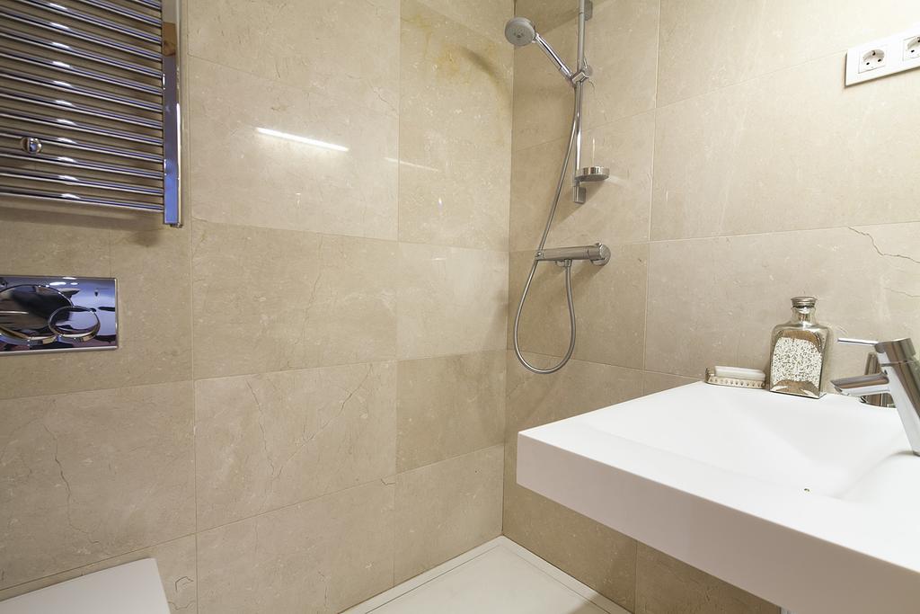 Apartment Barcelona Rentals - Swimming Pool With Terrace Exterior foto